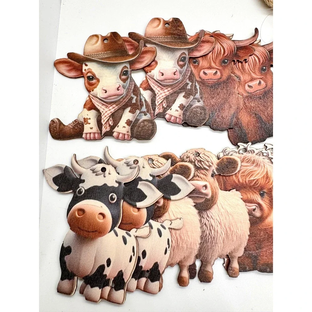 Highland Cow Wooden Ornaments Set Farmhouse Cattle Decor Jute Twine Garland 20pc